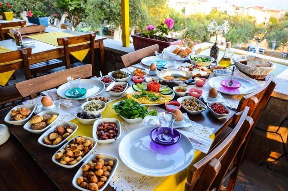לינה וארוחת בוקר קוצ'וקויו Kaymak Tepesi Tatil Evi מראה חיצוני תמונה